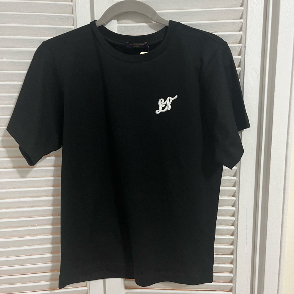 Louis Vuitton NWT Uniform Logo T-shirt Size Small